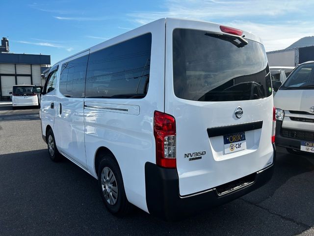 NISSAN NV350 CARAVAN 2019