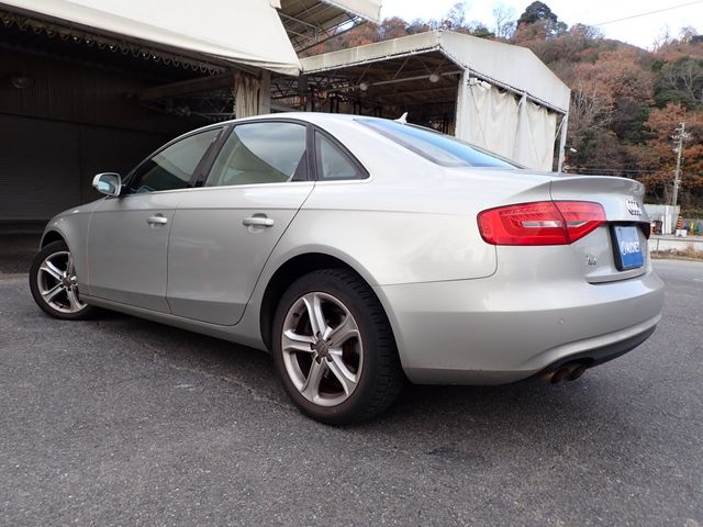 AUDI AUDI A4 2013
