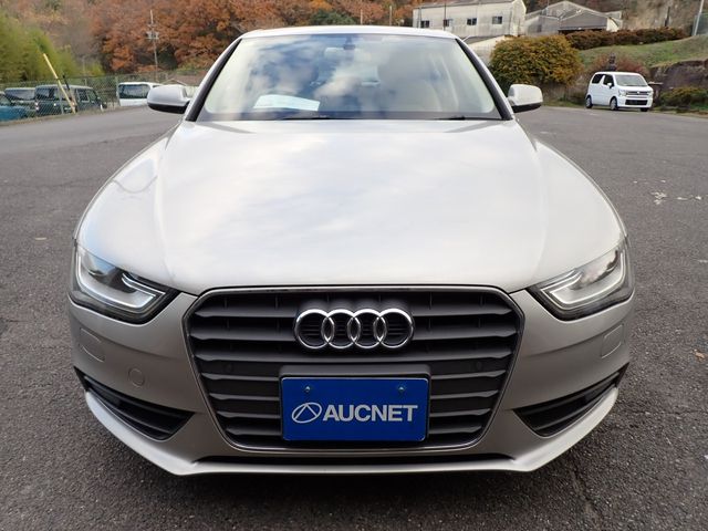 AUDI AUDI A4 2013