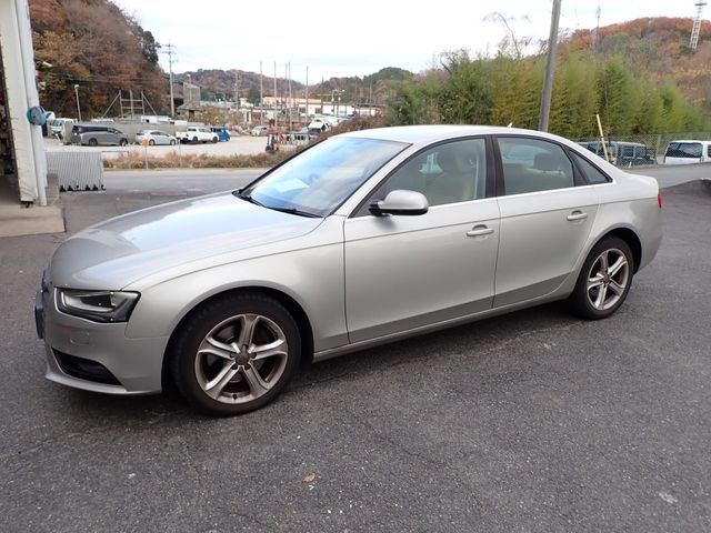 AUDI AUDI A4 2013