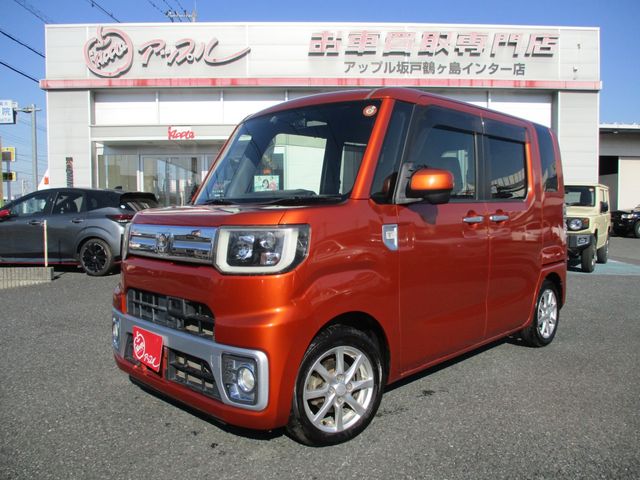 DAIHATSU WAKE 2015