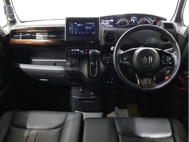 HONDA N BOX CUSTOM 4WD 2022