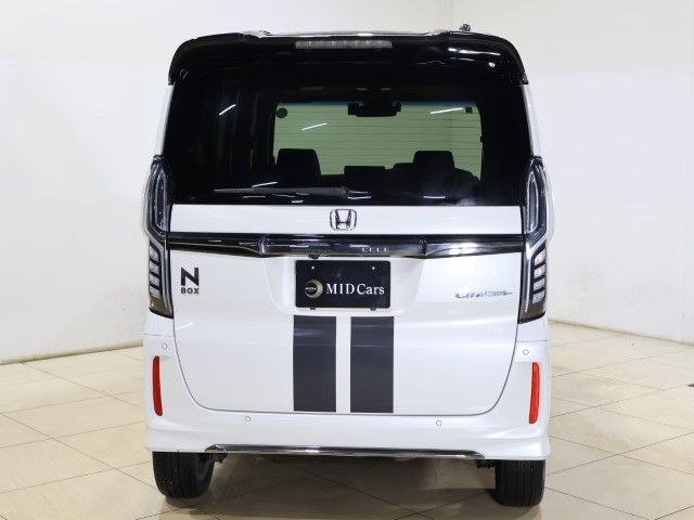 HONDA N BOX CUSTOM 4WD 2022