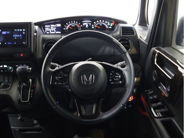 HONDA N BOX CUSTOM 4WD 2022