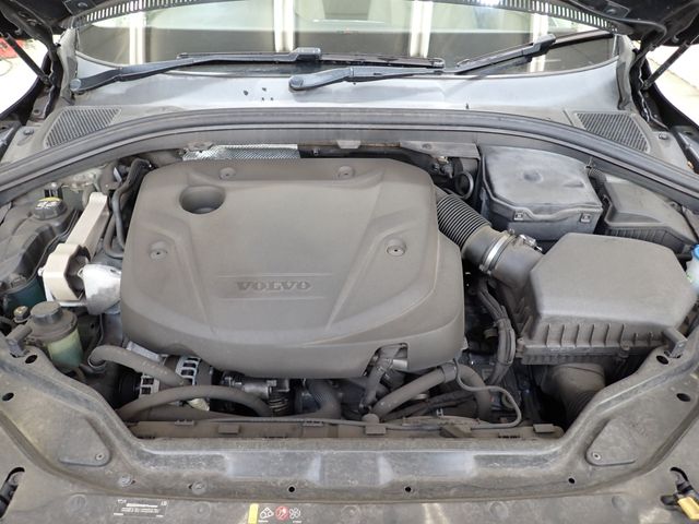 VOLVO VOLVO XC60 2017