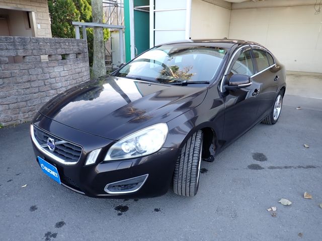 VOLVO VOLVO S60 2012