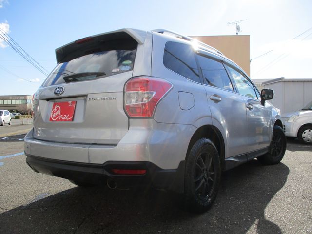 SUBARU FORESTER 2014