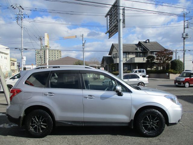 SUBARU FORESTER 2014