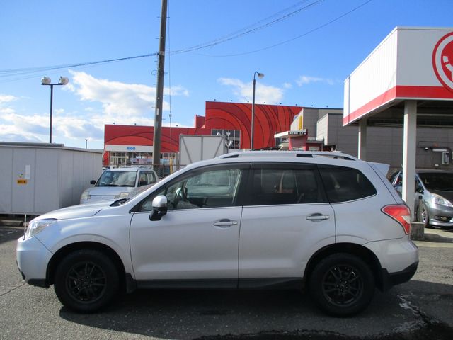 SUBARU FORESTER 2014