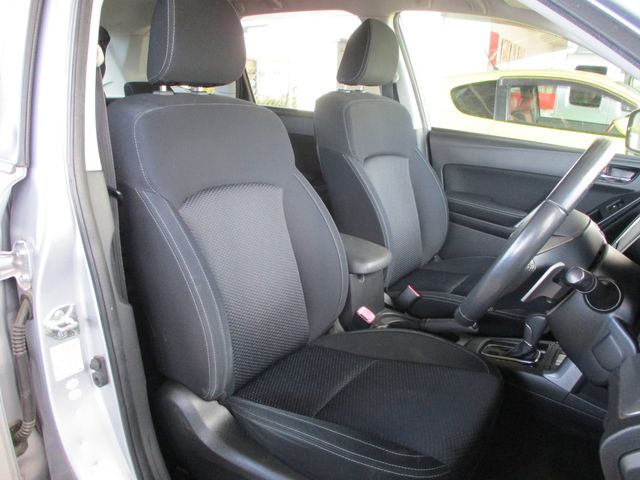 SUBARU FORESTER 2014