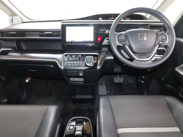 HONDA STEPWAGON SPADA HYBRID 2018