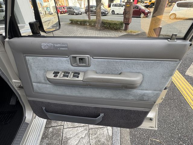 TOYOTA LANDCRUISER PRADO 1994