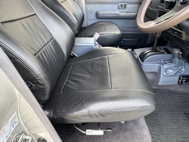 TOYOTA LANDCRUISER PRADO 1994