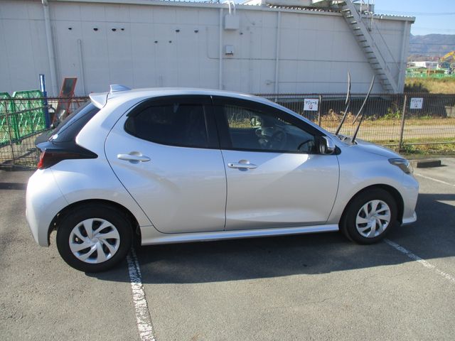TOYOTA YARIS 2020