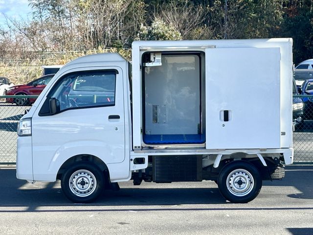 DAIHATSU HIJET truck 2017