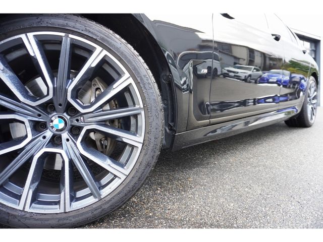 BMW BMW 7series 2021