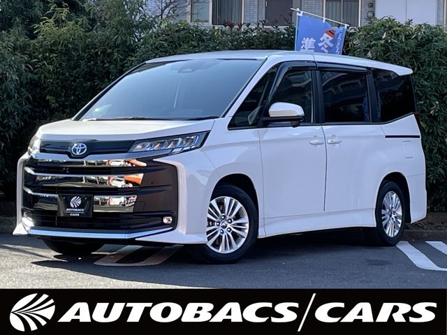 TOYOTA NOAH HYBRID 2023