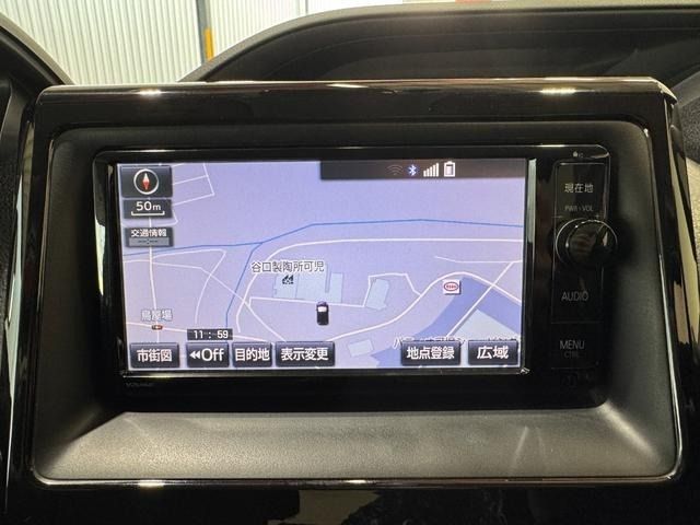 TOYOTA VOXY HYBRID 2016