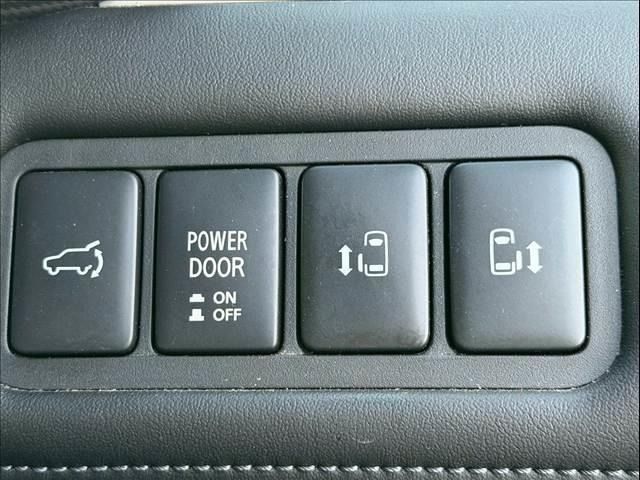 MITSUBISHI DELICA D:5 4WD 2020