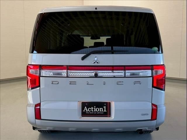 MITSUBISHI DELICA D:5 4WD 2019