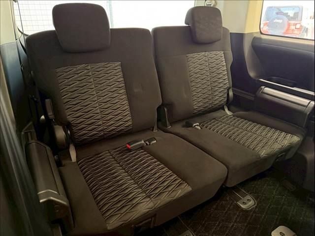 MITSUBISHI DELICA D:5 4WD 2019