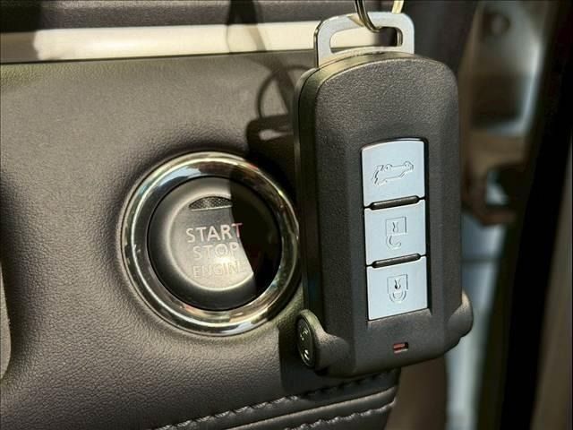 MITSUBISHI DELICA D:5 4WD 2019