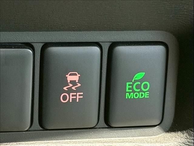 MITSUBISHI DELICA D:5 4WD 2019