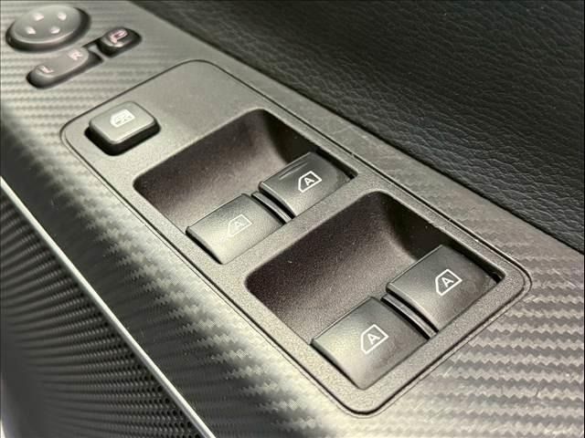 MITSUBISHI DELICA D:5 4WD 2019