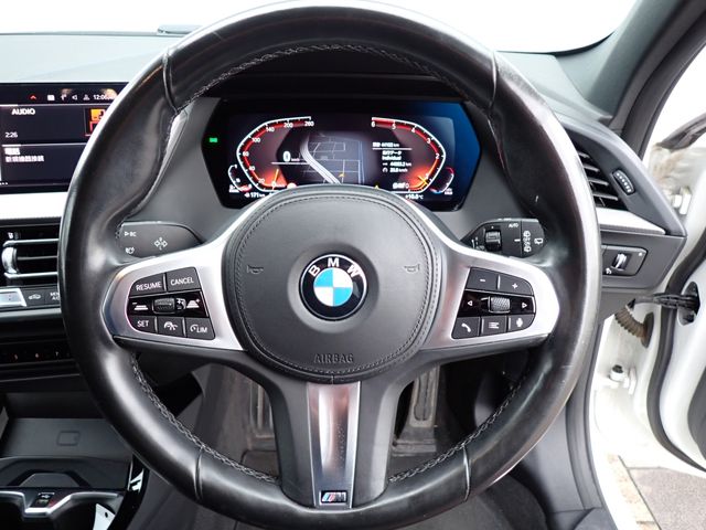 BMW BMW 1series 2021