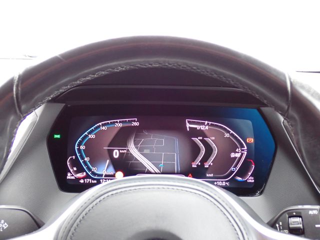 BMW BMW 1series 2021