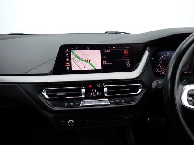 BMW BMW 1series 2021