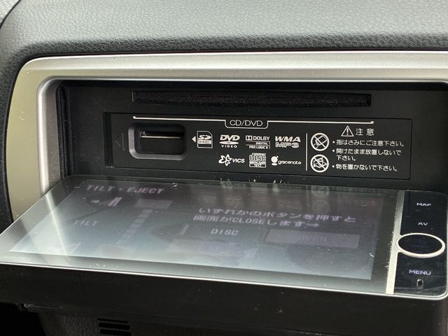 TOYOTA VITZ  4WD 2015