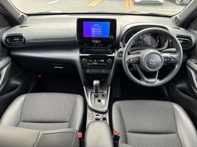 TOYOTA YARIS CROSS 2024