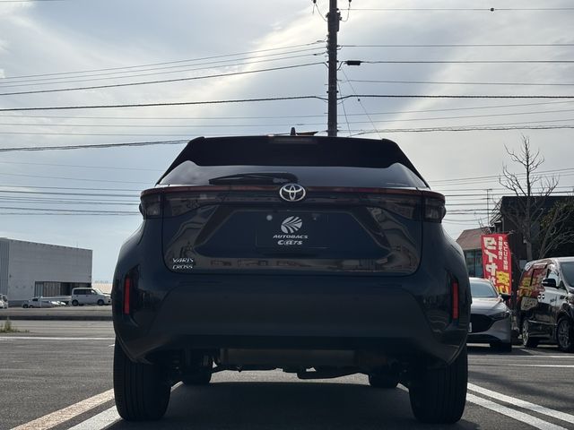 TOYOTA YARIS CROSS 2024