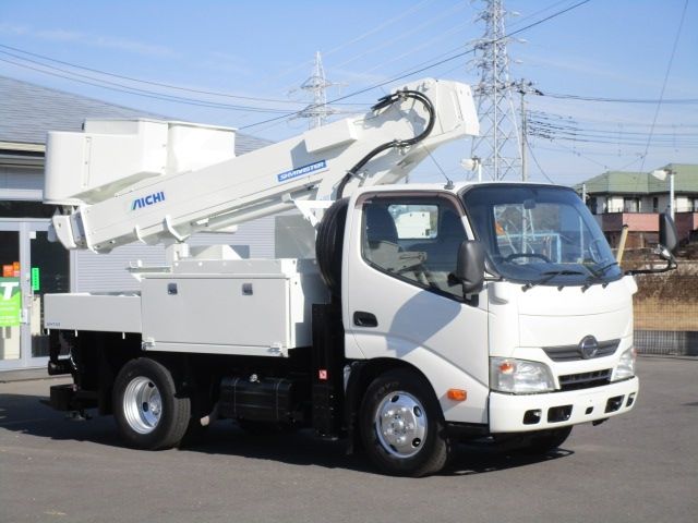 HINO DUTRO 2015