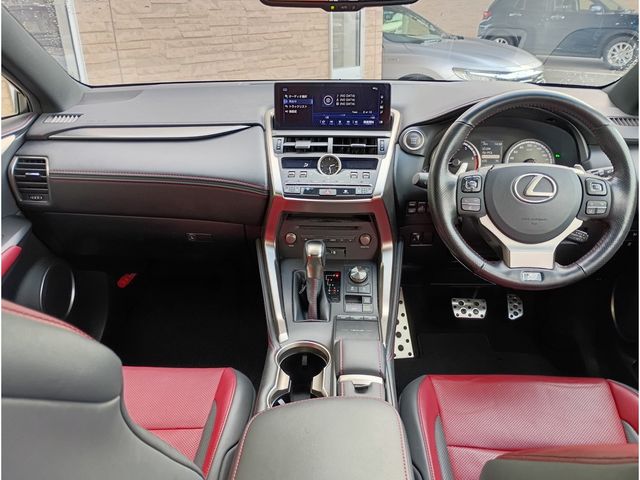 TOYOTA LEXUS NX300 AWD 2018