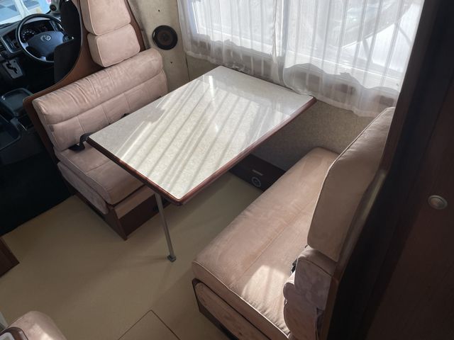 TOYOTA HIACE wagon 2012