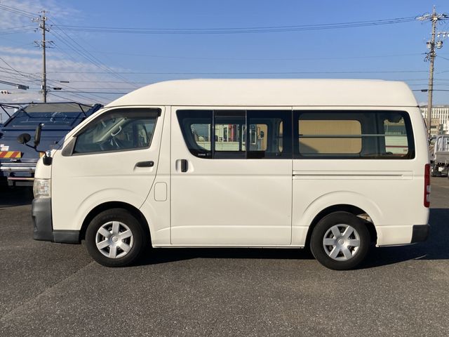 TOYOTA HIACE van 2WD 2013