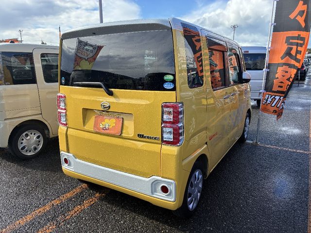 DAIHATSU WAKE 4WD 2015