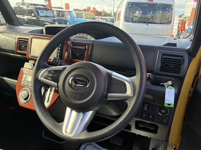 DAIHATSU WAKE 4WD 2015