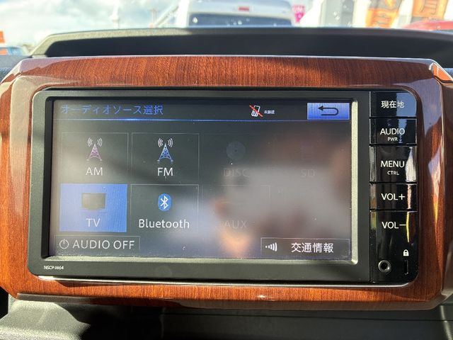 DAIHATSU WAKE 4WD 2015