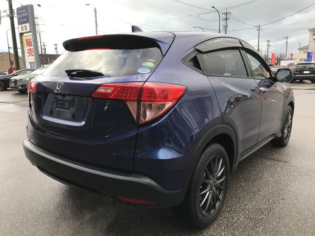 HONDA VEZEL 2015