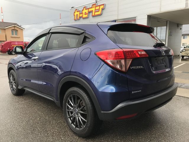 HONDA VEZEL 2015