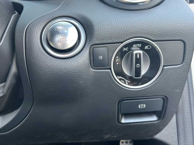 MERCEDES BENZ MERCEDES BENZ SLK class 2011