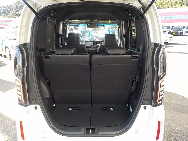 HONDA N BOX CUSTOM 2023