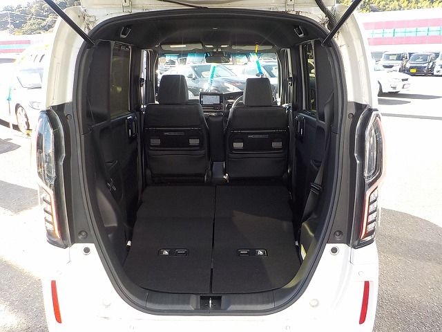 HONDA N BOX CUSTOM 2023