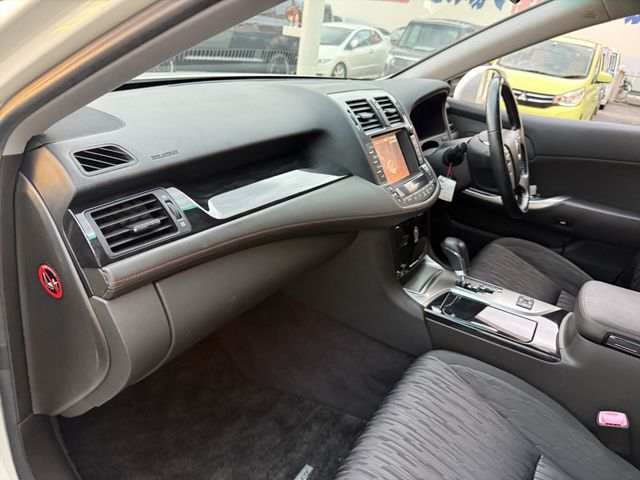 TOYOTA CROWN sedan 2012