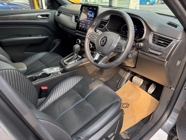 RENAULT RENAULT ARKANA 2024