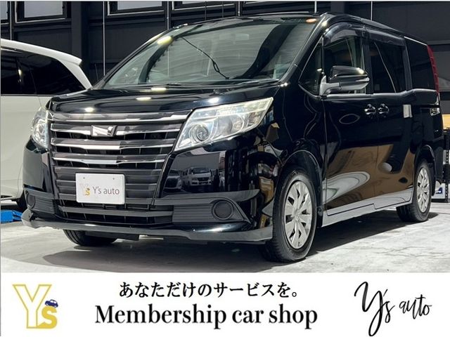 TOYOTA NOAH 2014
