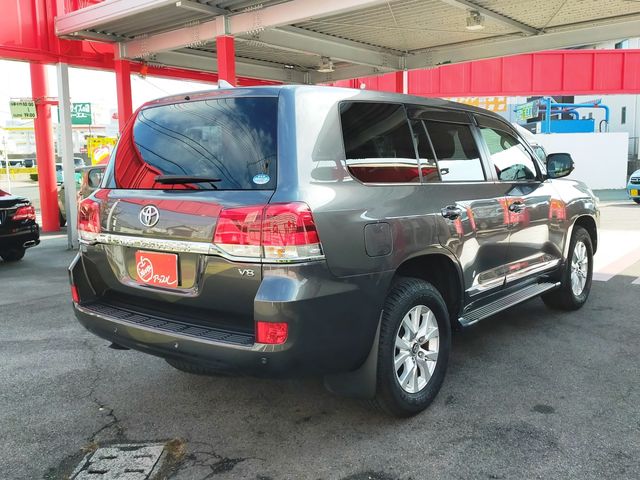 TOYOTA LANDCRUISER wagon 2016